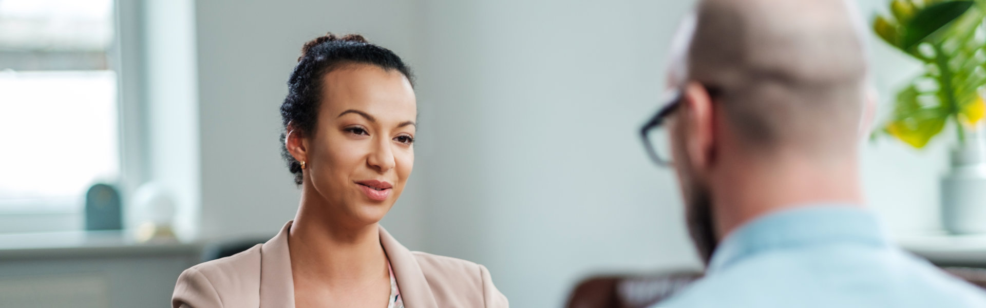 woman talking to her psychiatrist